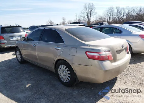 2009 Toyota Camry Le z USA, uszkodzony, nr VIN 4T1BE46K89U830186